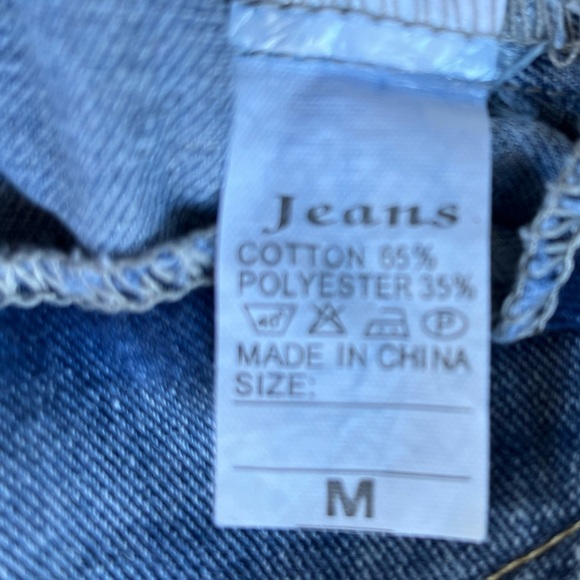 Denim Vest - Y2K Vibes Festival| Size M 💙 - Picture 6 of 6